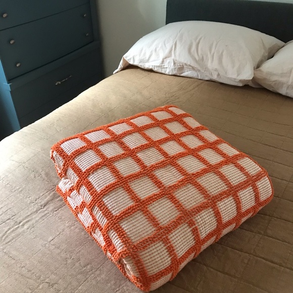 schoolhouse popcorn grid blanket - Picture 13 of 15